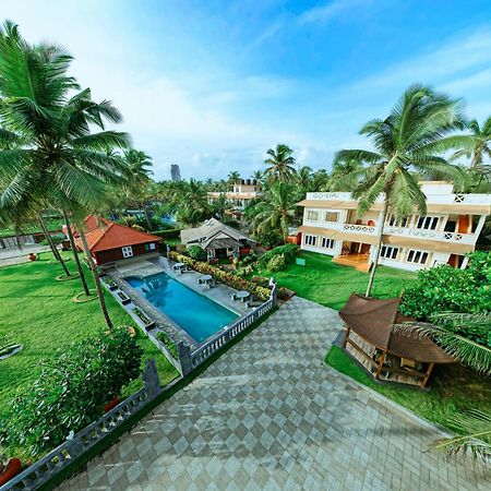 Asokam Beach Resort Kannur Buitenkant foto
