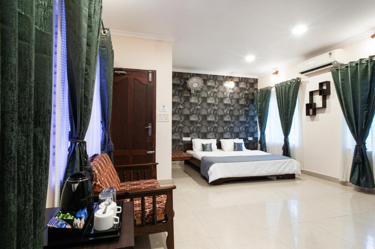 Asokam Beach Resort Kannur Buitenkant foto
