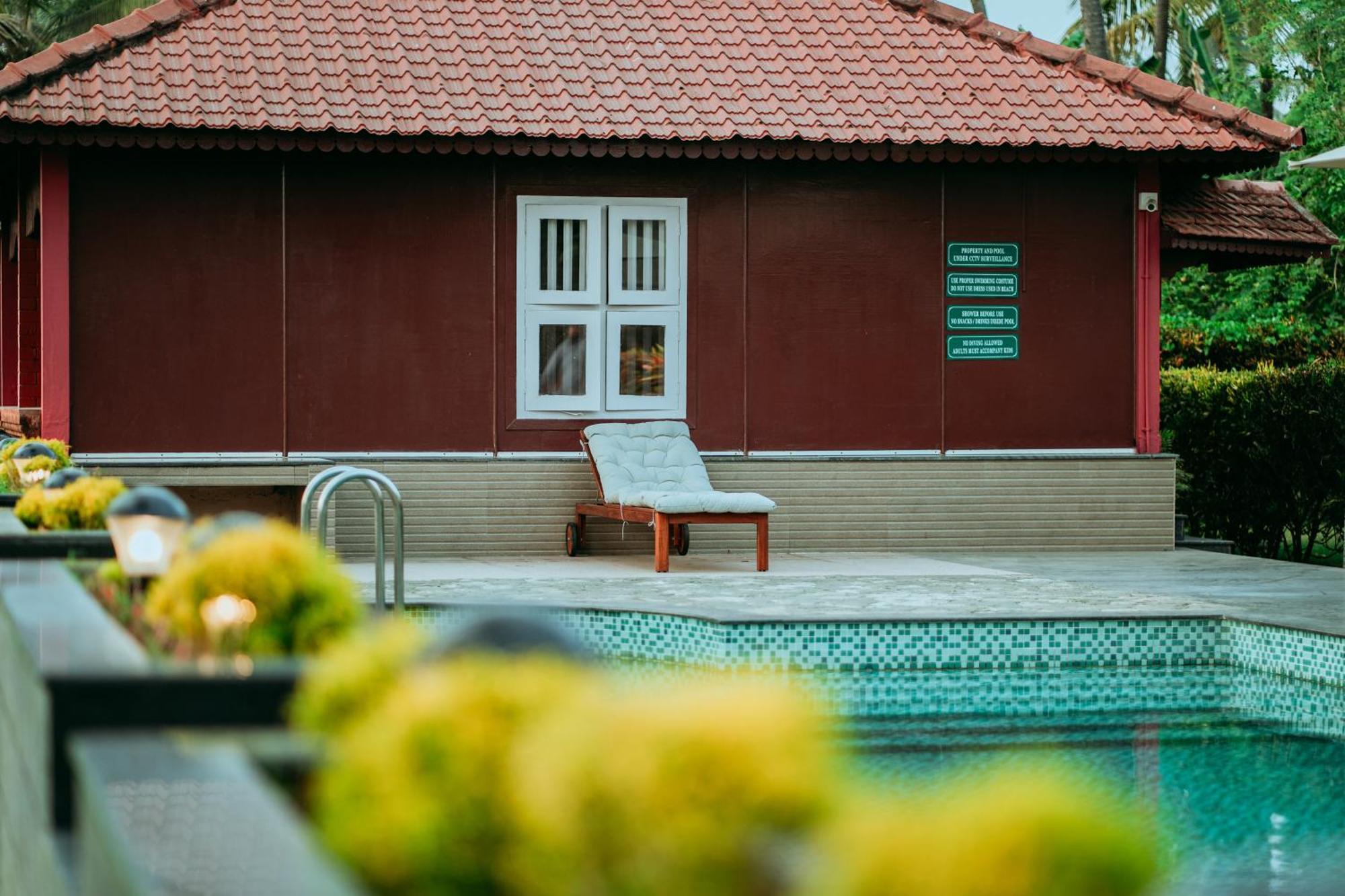 Asokam Beach Resort Kannur Buitenkant foto