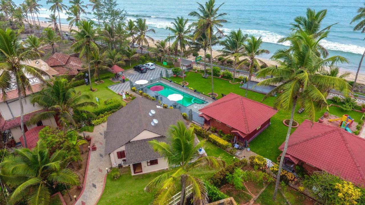 Asokam Beach Resort Kannur Buitenkant foto