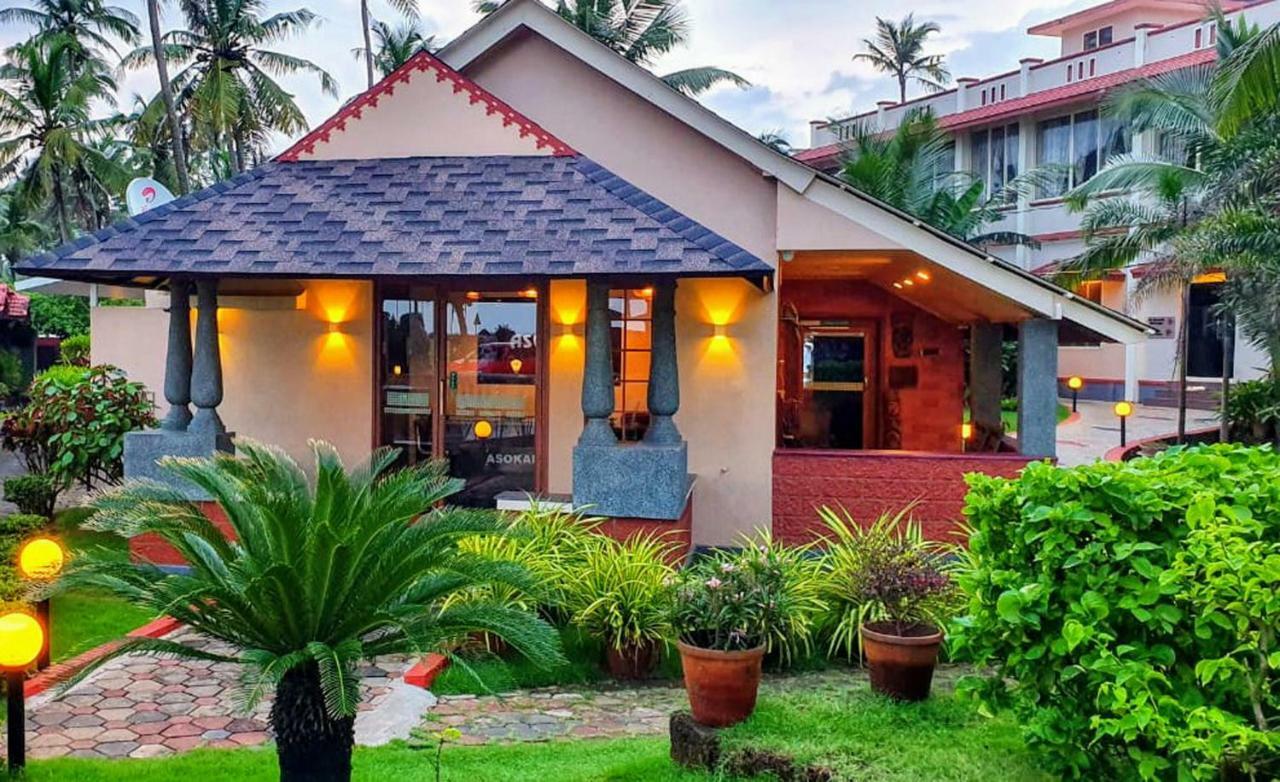 Asokam Beach Resort Kannur Buitenkant foto