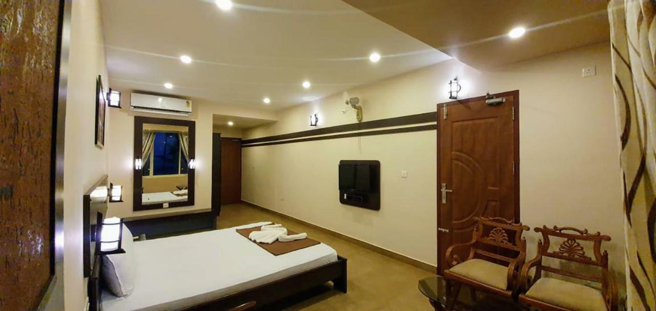 Asokam Beach Resort Kannur Buitenkant foto